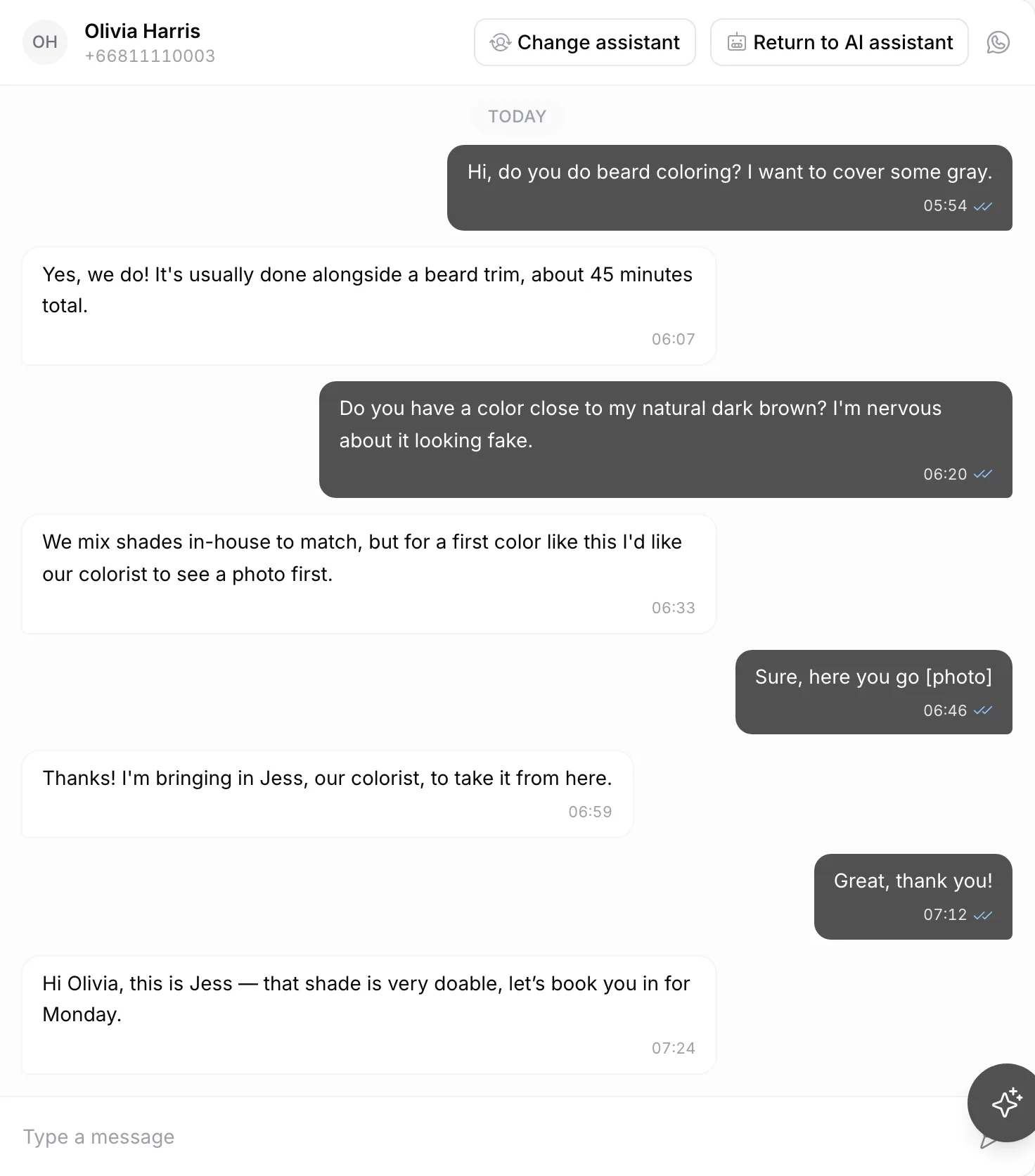 A conversation thread with a handover in the Soqqet chat panel
